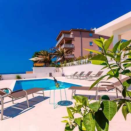 Apartament Maria With Pool Sv.petar A1 2+2 Sukošan